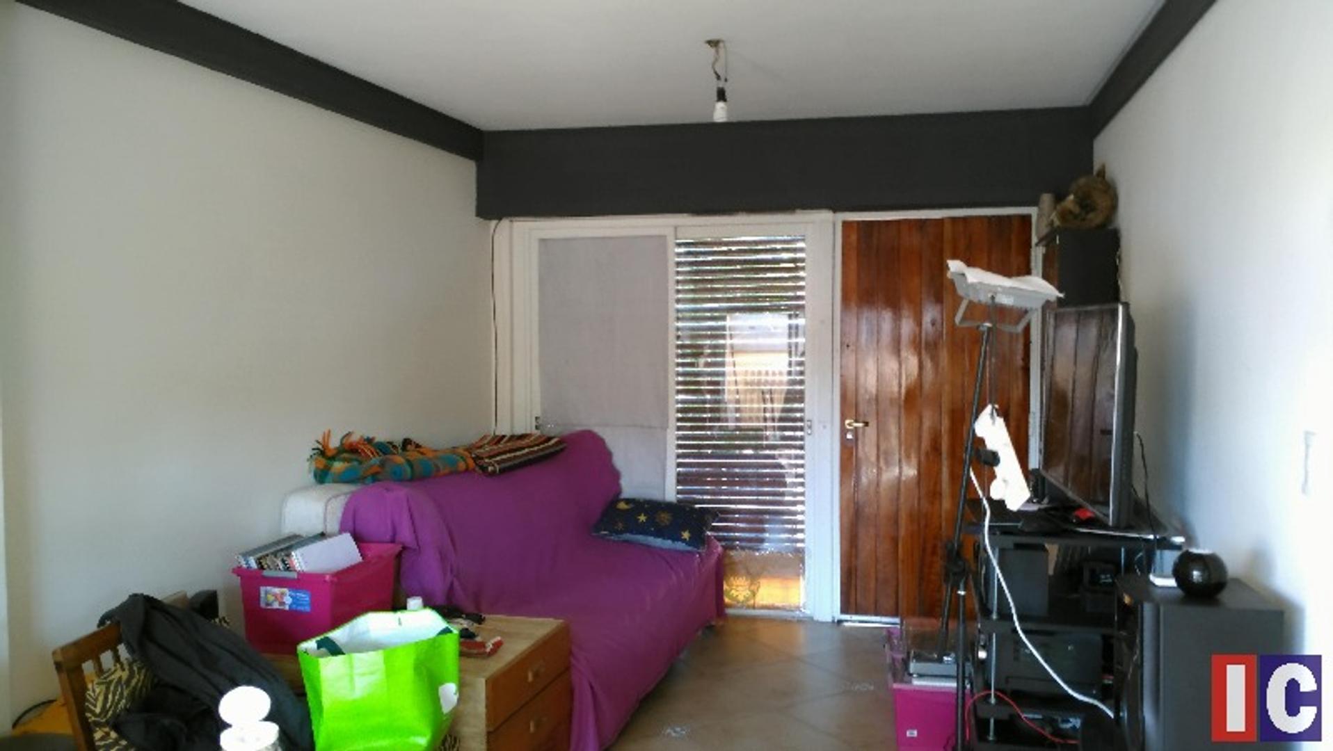 Depto Tipo Casa en Venta de 4 ambientes