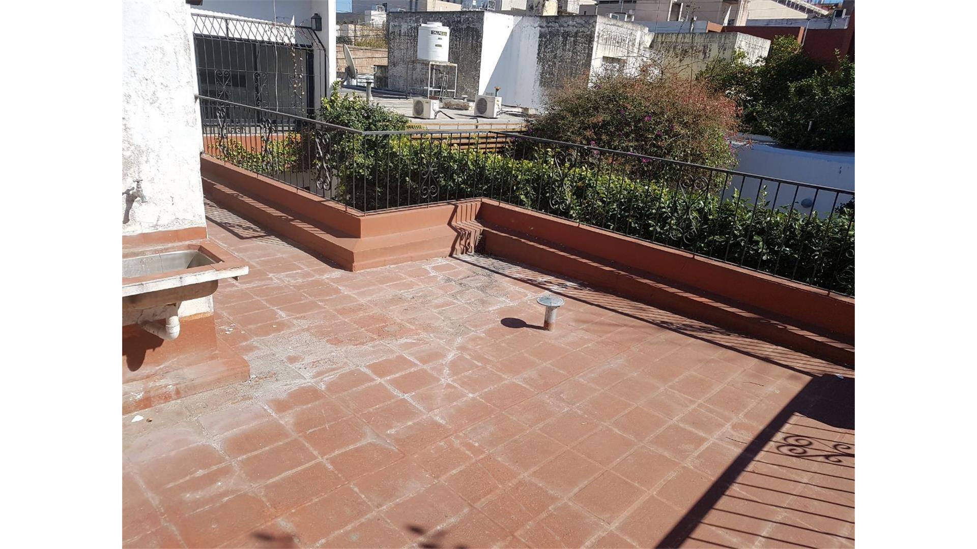 Francisco De Laprida 568