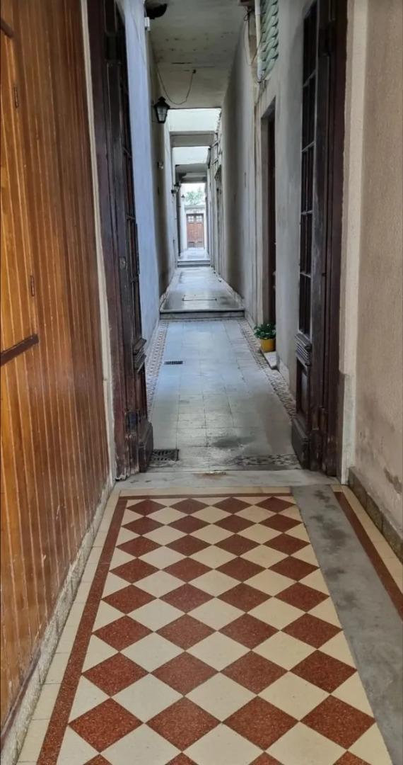 Av. Independencia 561