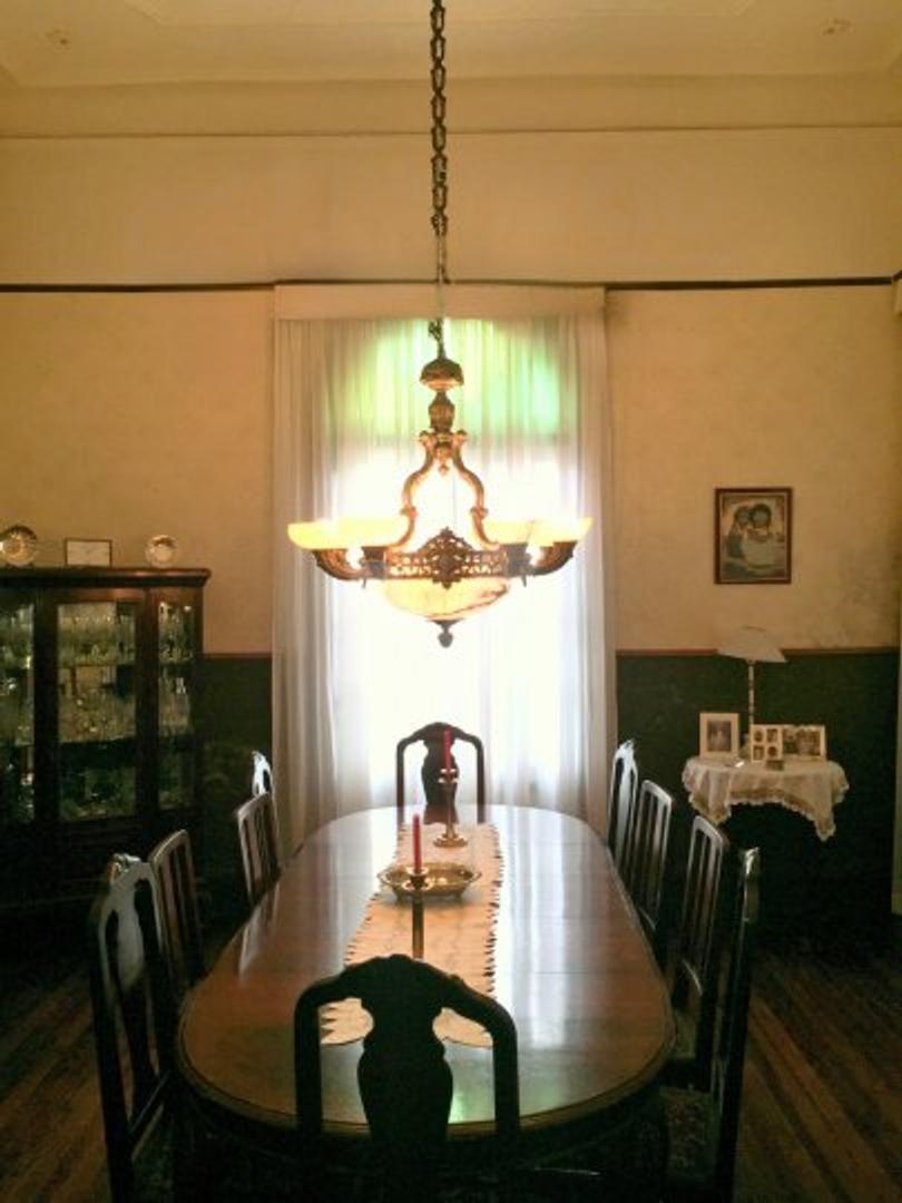 Calle 25 de mayo esquina chacabuco , Piso 2