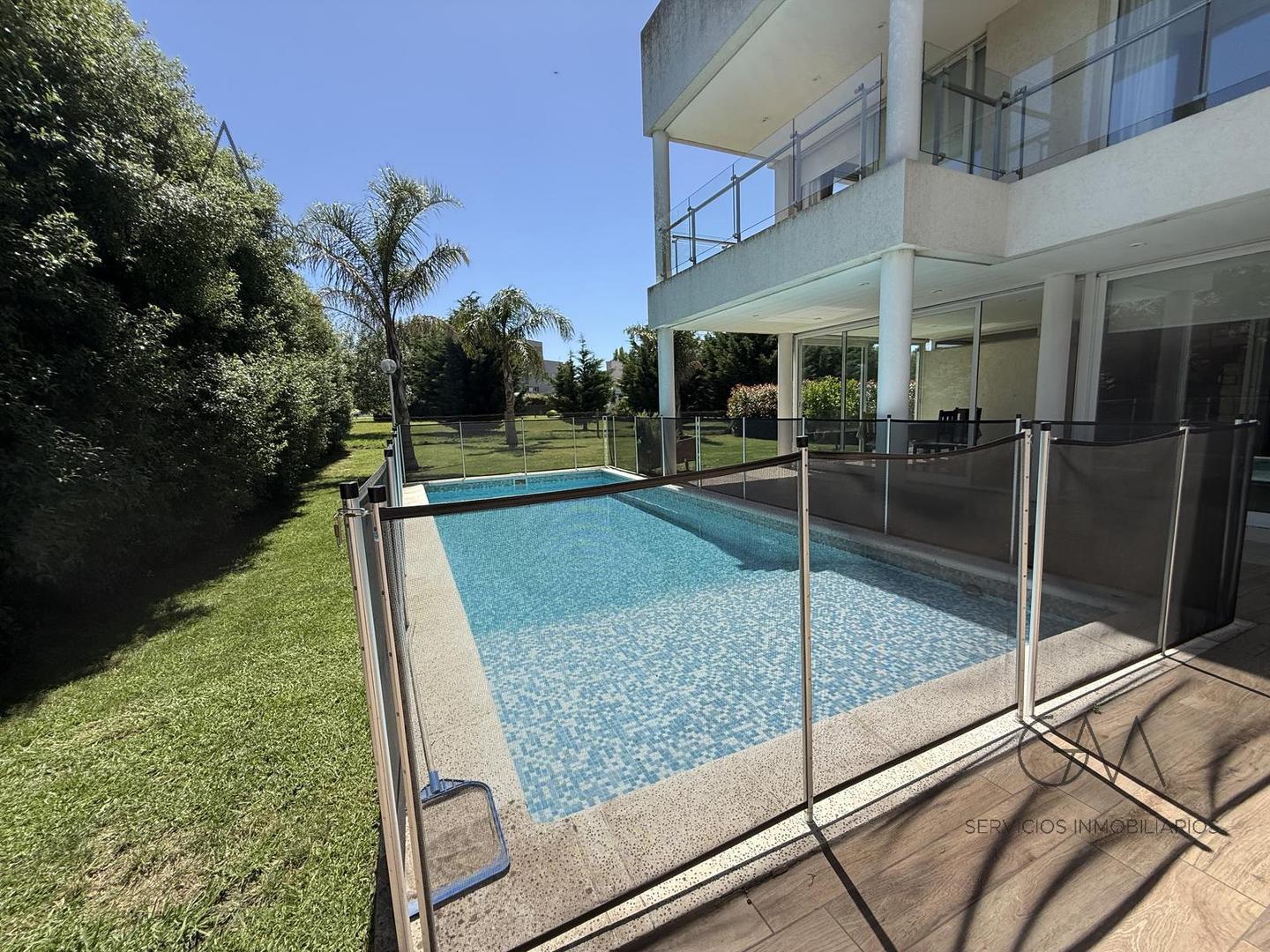 Moderna casa en alquiler Rumenco