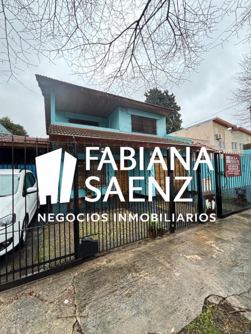 Casa en venta de 5 ambientes, apta a crédito, Luis Guillon