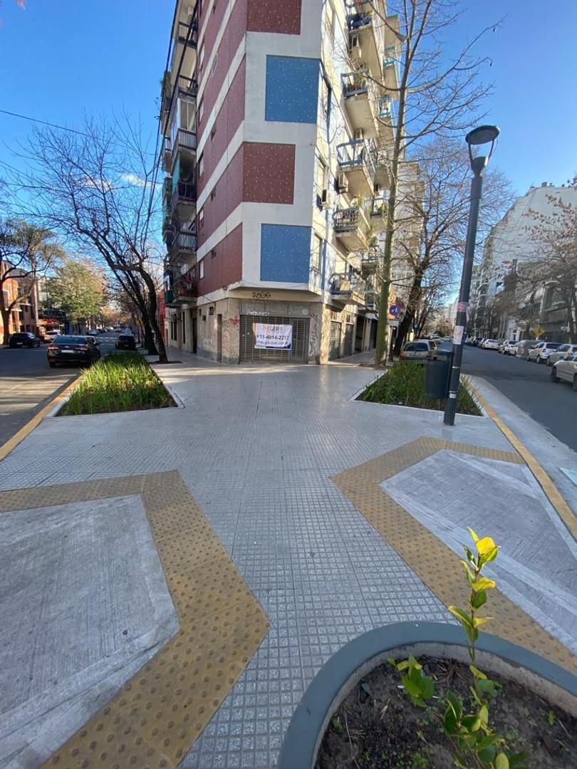 BRILLANTE ESQUINA EN PALERMO HECHA NUEVA