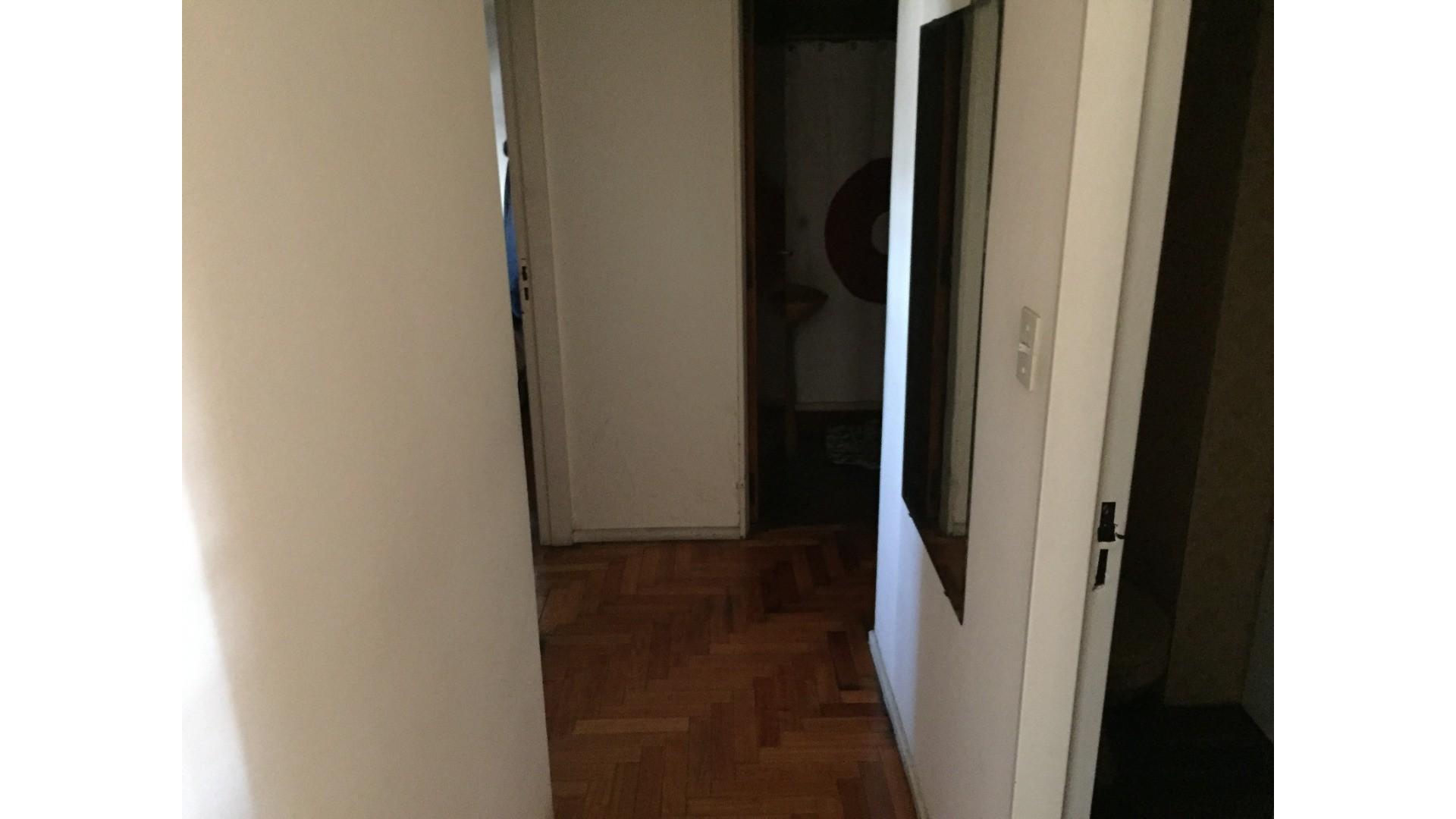 Semipiso 4 amb, frente a la plaza