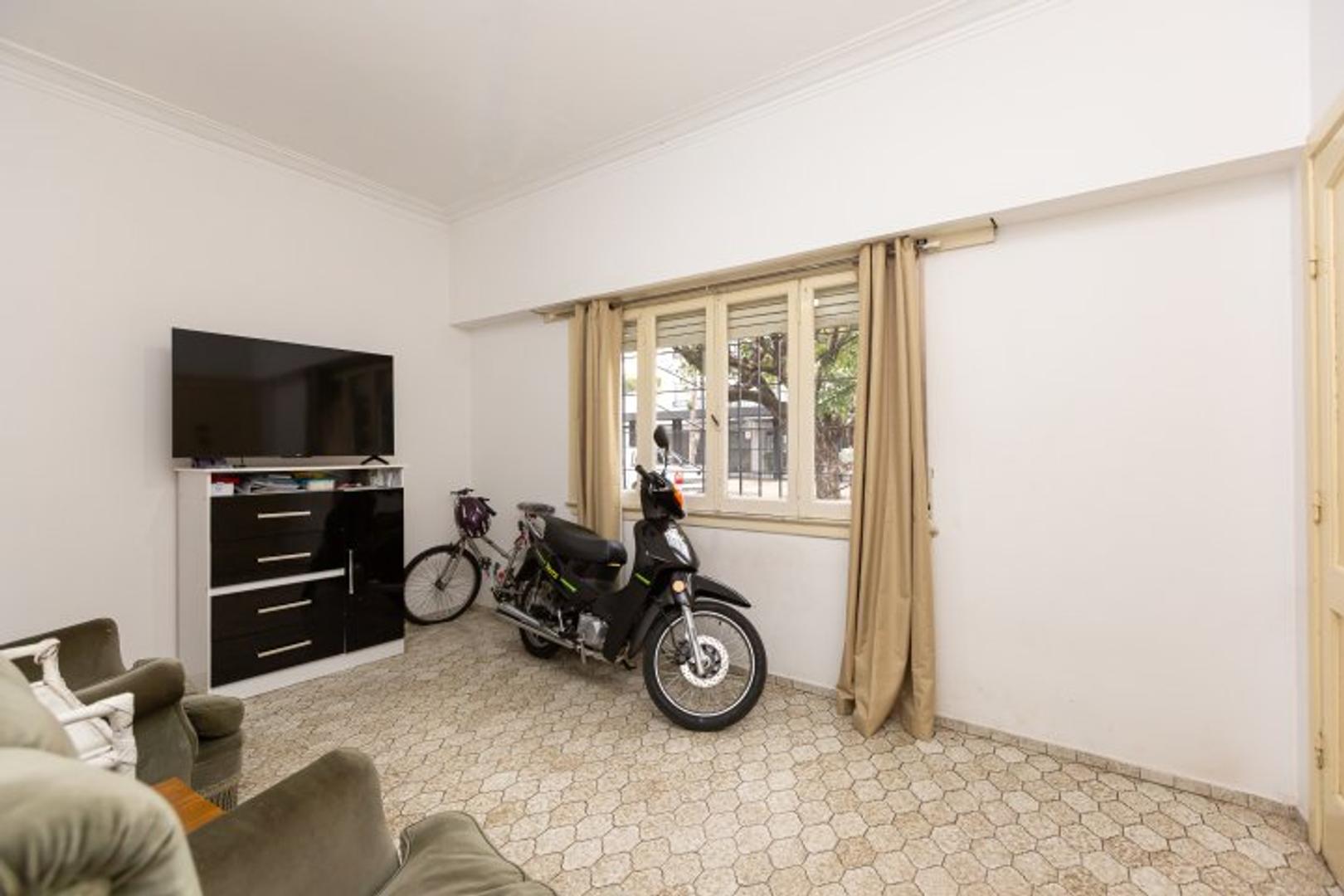 Alquiler casa 4 ambientes en Morón -Contrato con cláusula de rescinsión