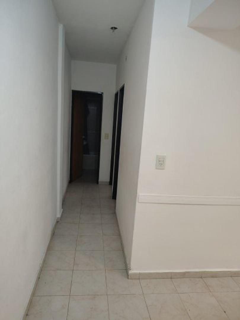 Depto Tipo Casa en Venta 16 años