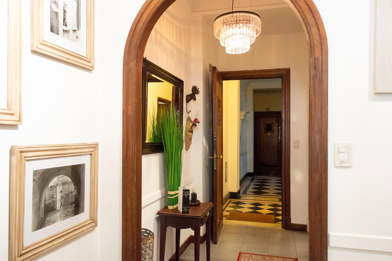 Gurruchaga 2400, Piso 1