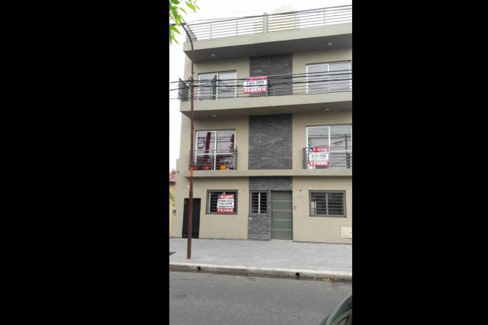 Marmol 2819 , Piso 2