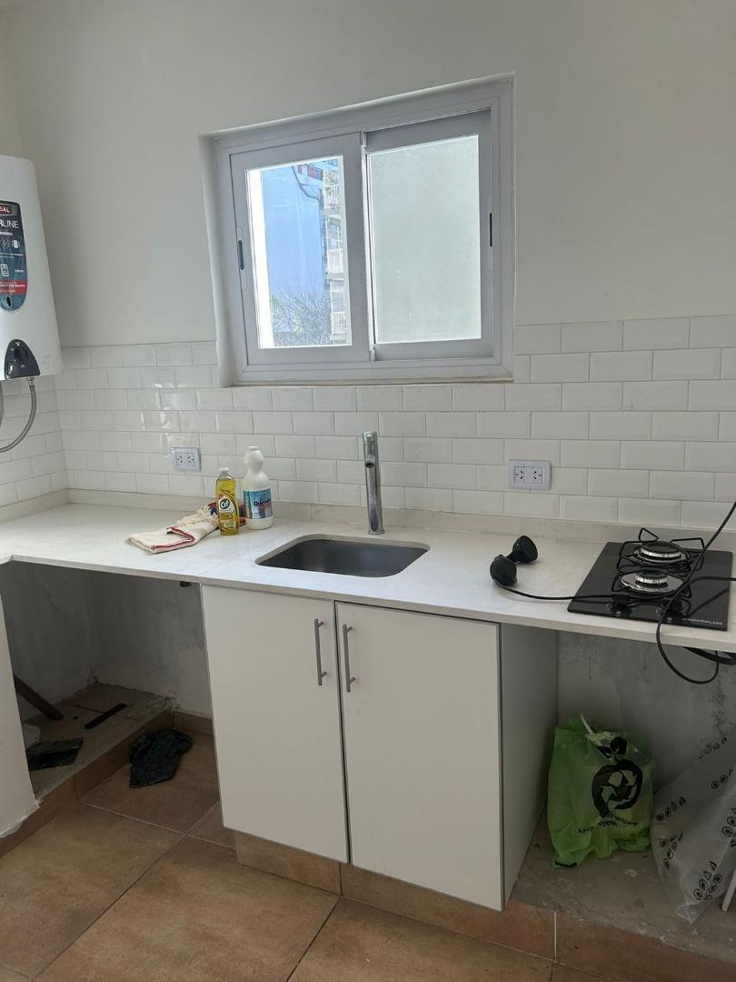 Departamento en Venta en Parque Chacabuco, USD 80.000