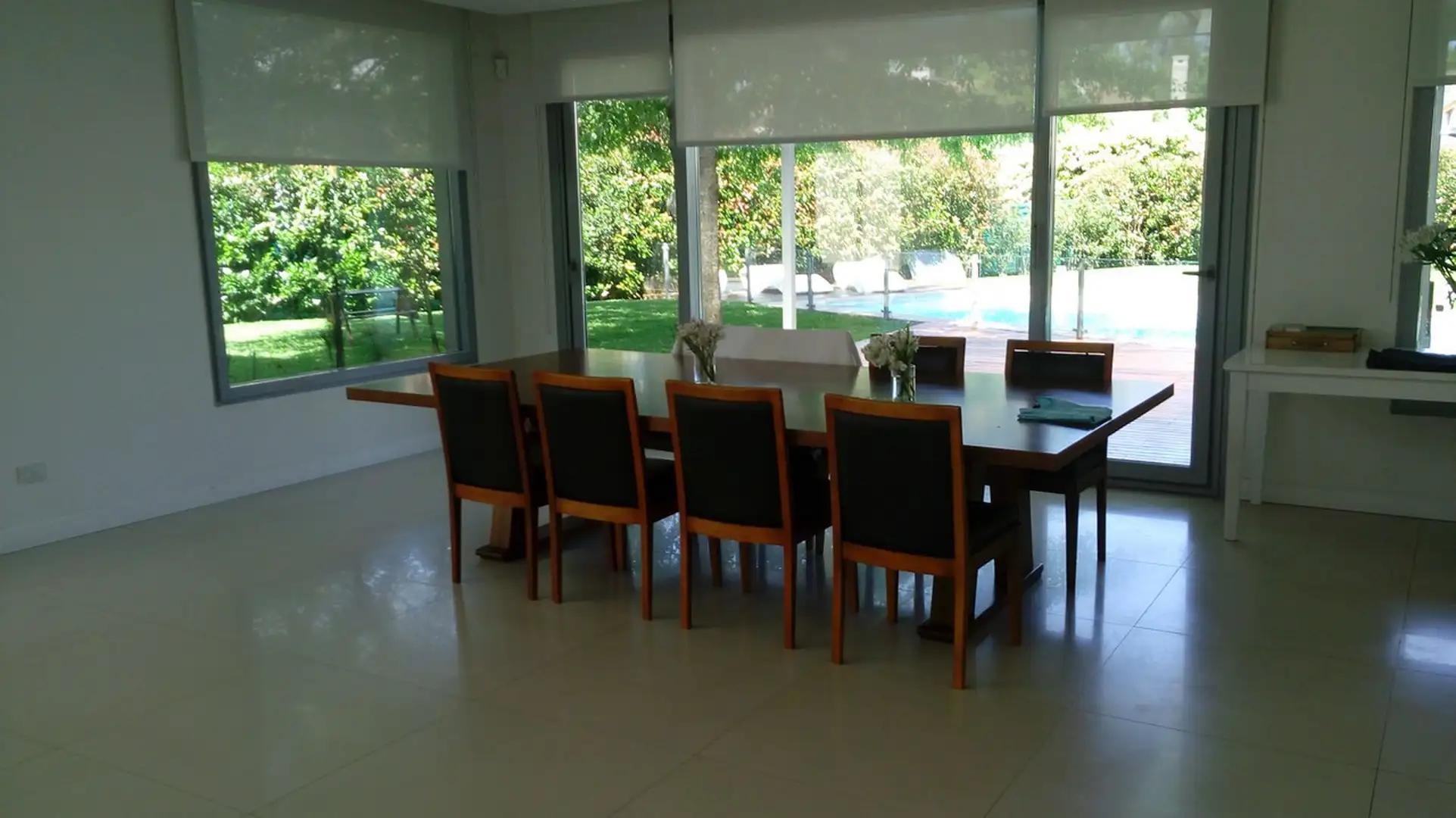 Casa en Venta en Pilar, USD 700.000