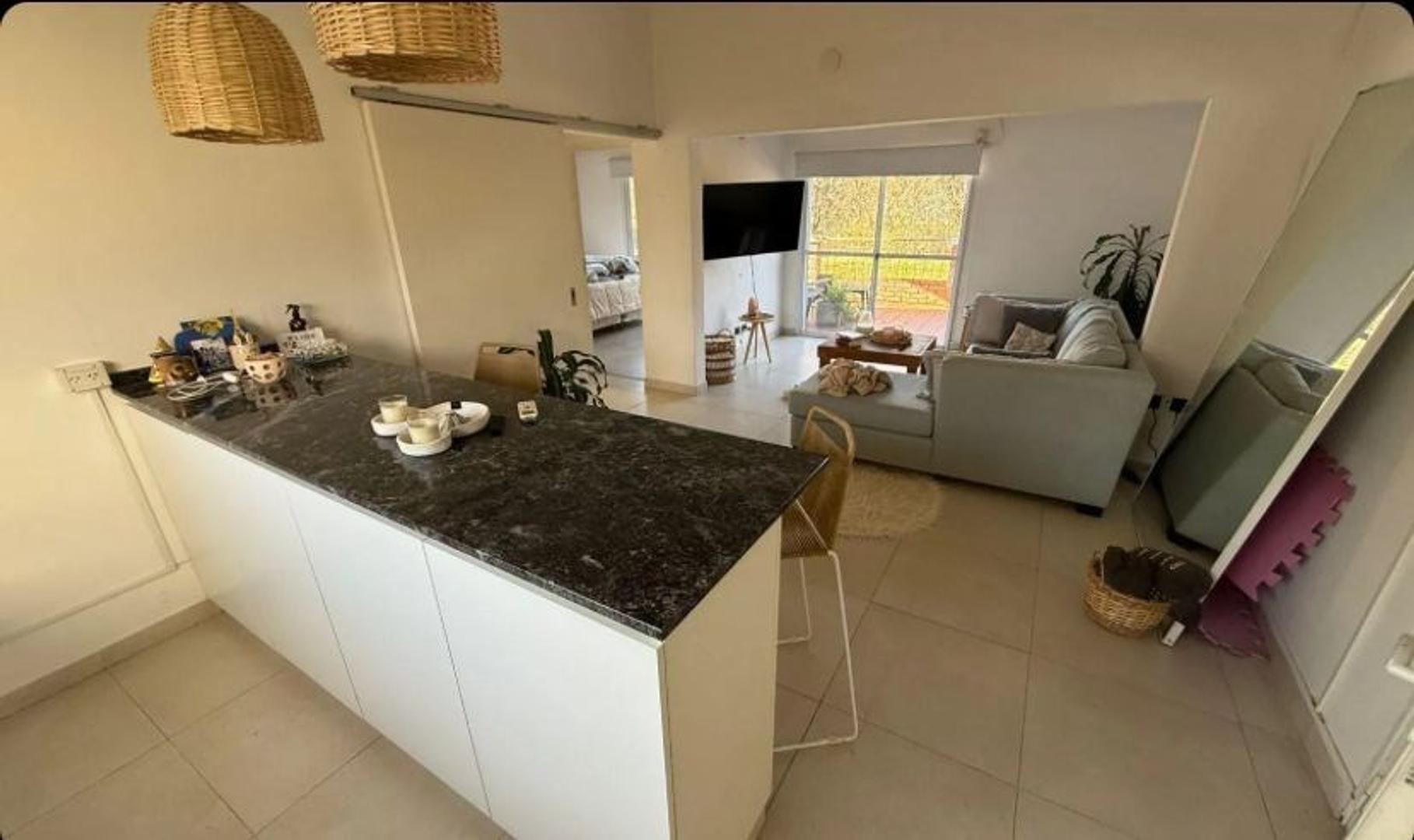 Casa en Alquiler en Villa La Ñata, USD 1.000