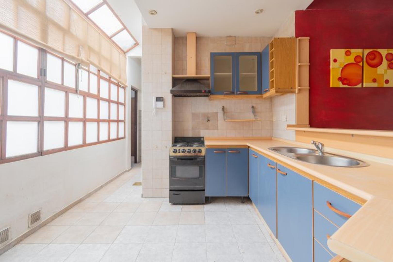 VENTA 3 AMB CON DEPENDENCIA EN BELGRANO