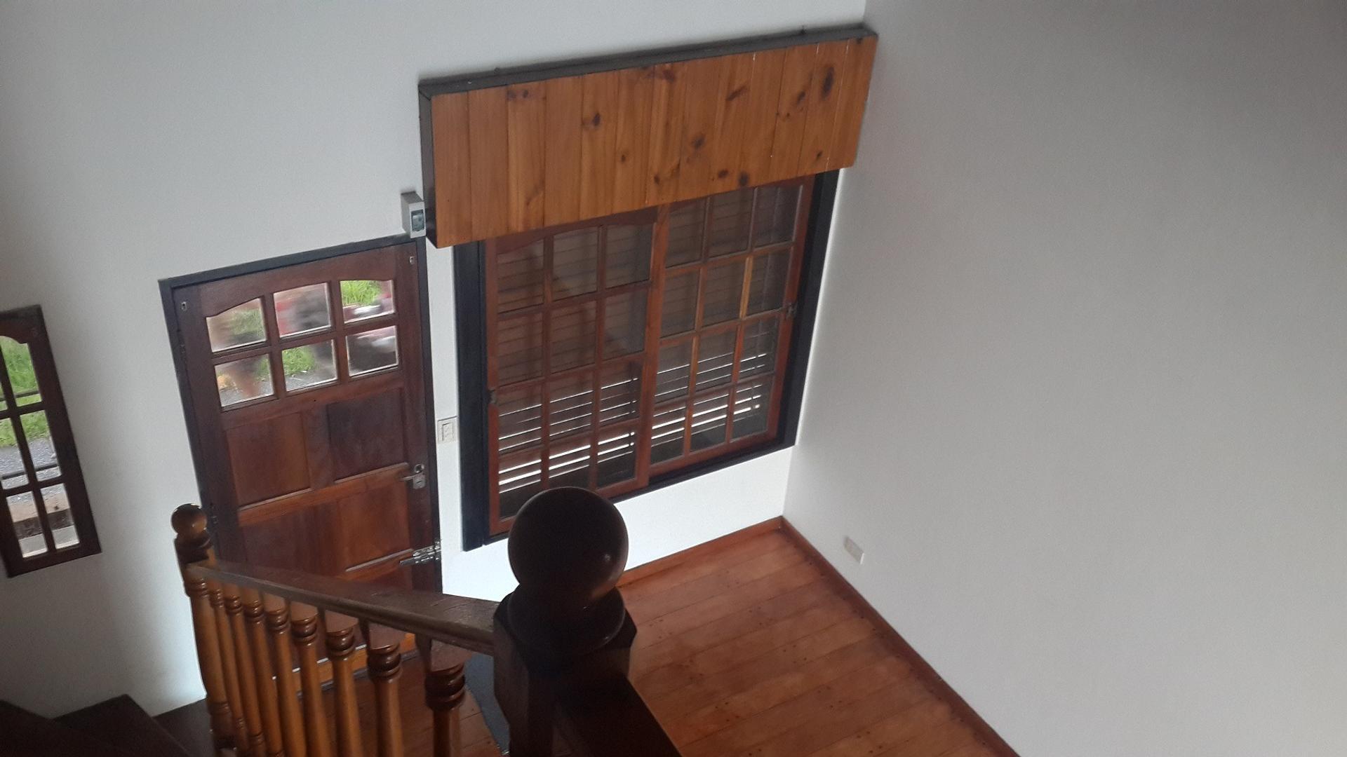 Casa en Alquiler de 3 dormitorios