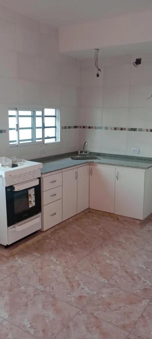 Casa en Venta en Barrio Parque Leloir, USD 130.000