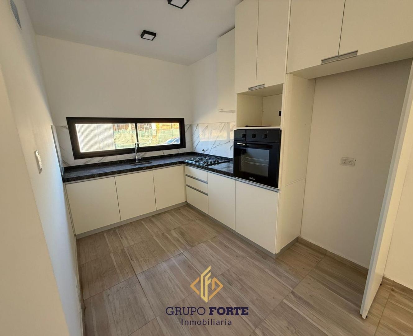 DUPLEX CON PILETA A ESTRENAR EN VENTA EN BARRIO NORTE 1