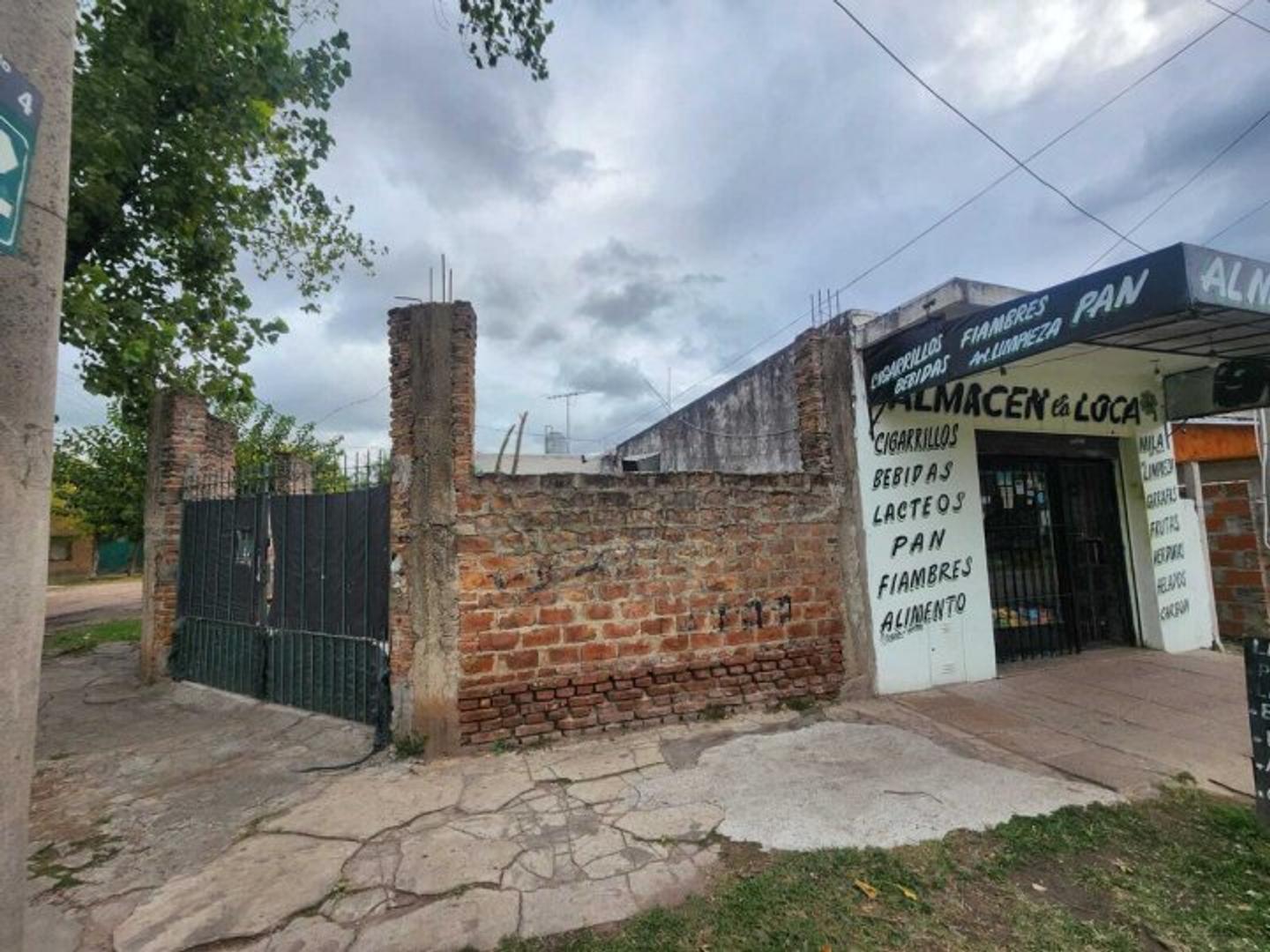 Casa  En Venta En Libertad, Merlo, G.b.a. Zona Oeste