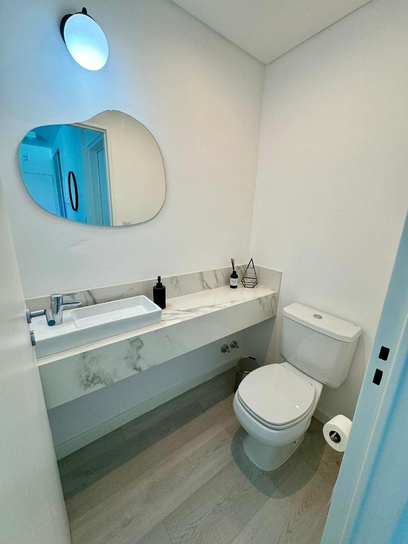 Departamento en Alquiler con 1 cocheras