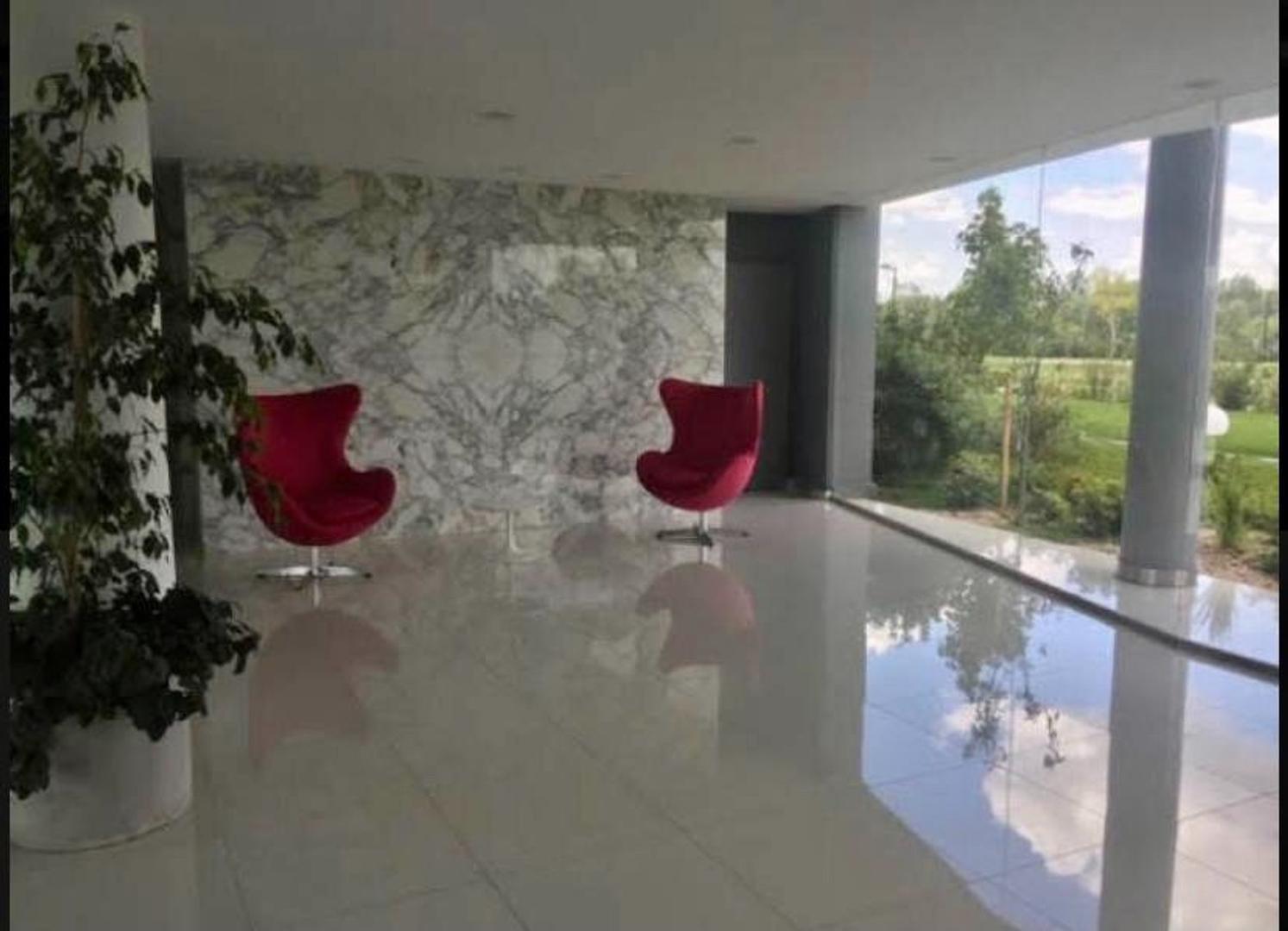 Avenida Del Puerto 600, Piso Delta8