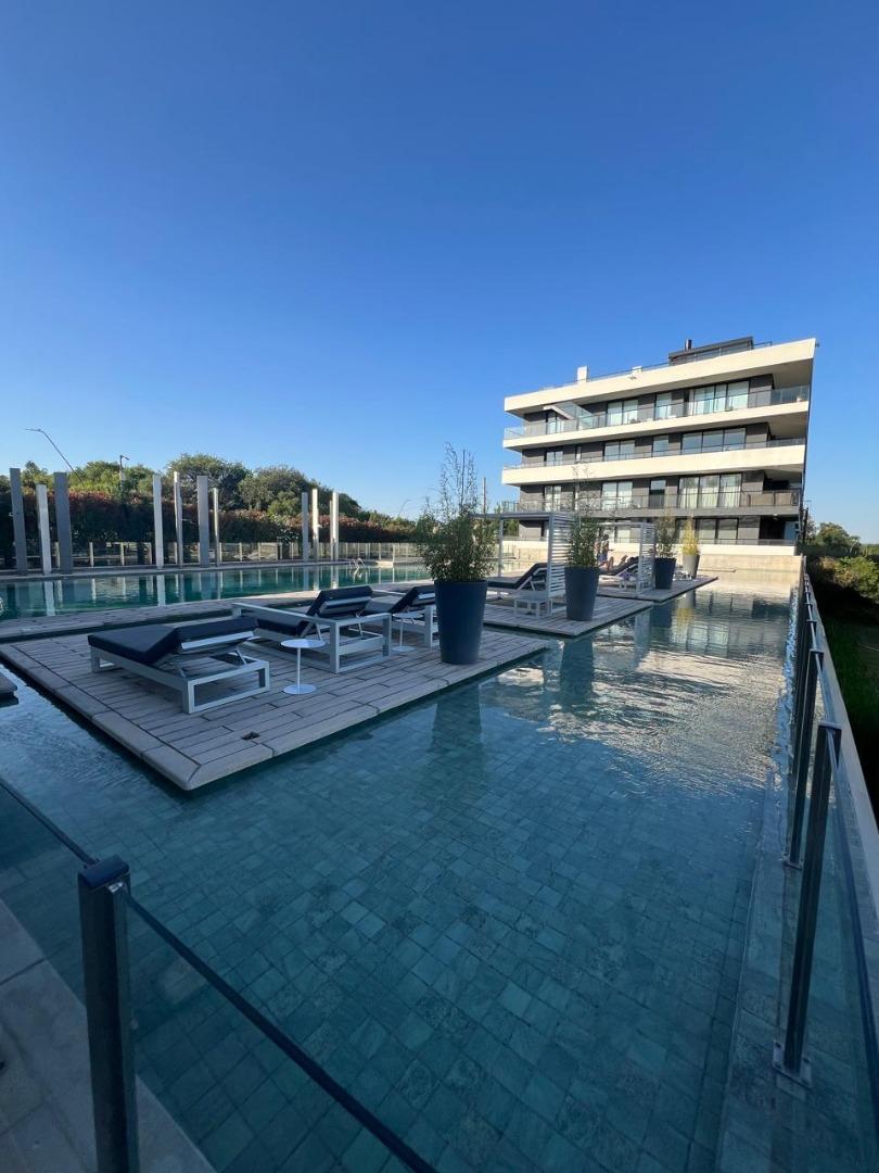 SEMIPISO EN VENTA GREENPARK CATEGORIA VALLE ESCONDIDO