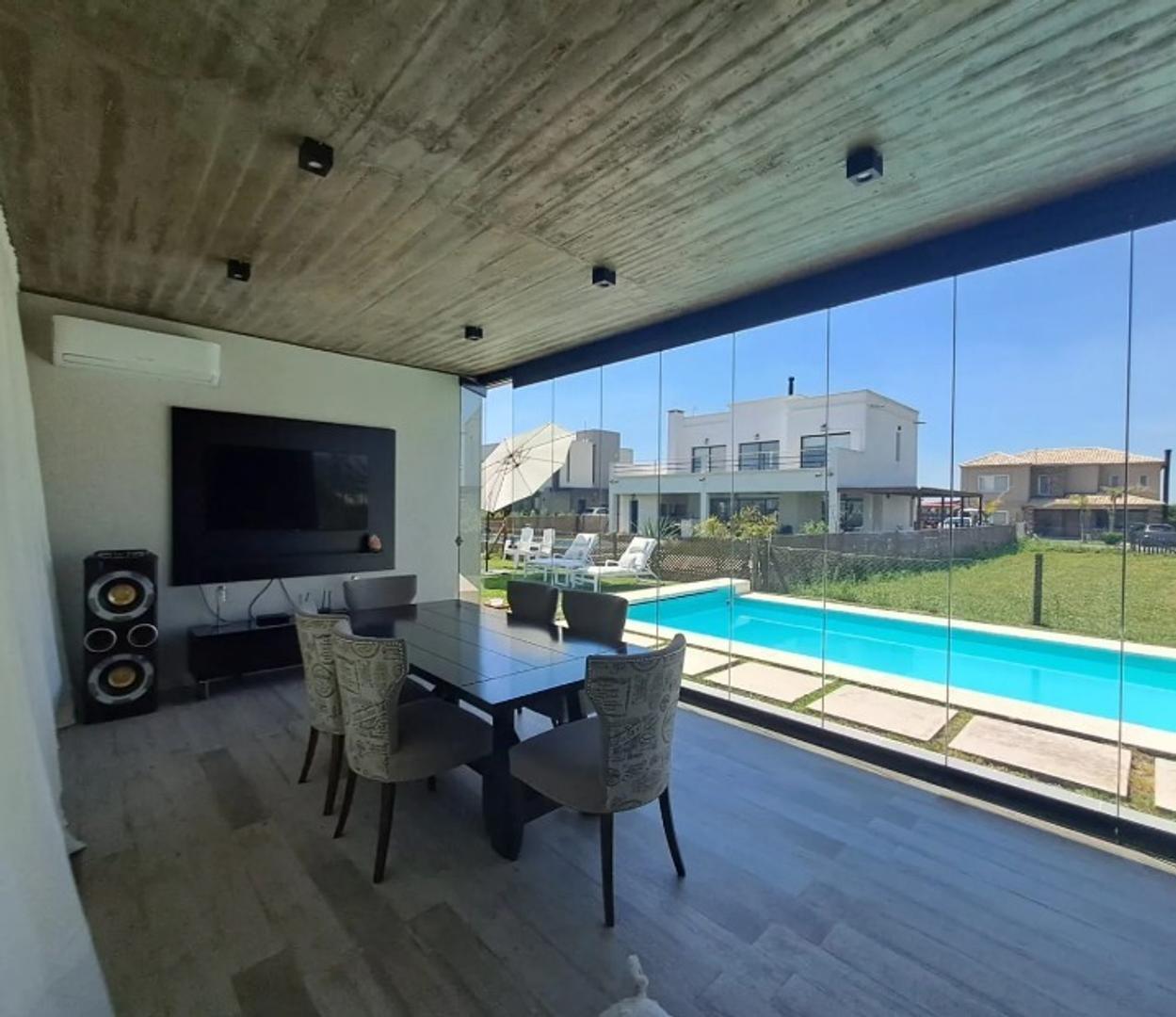 casa 4 ambientes en Lagos de Canning