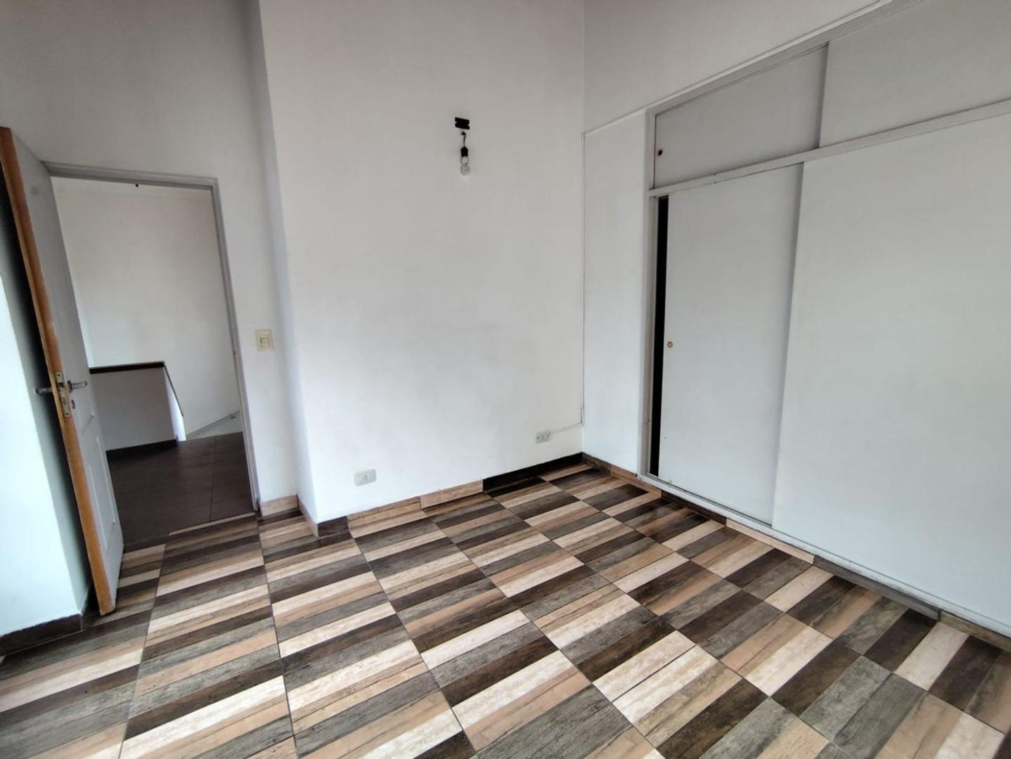 Casa en Venta en Quilmes Oeste, USD 85.000