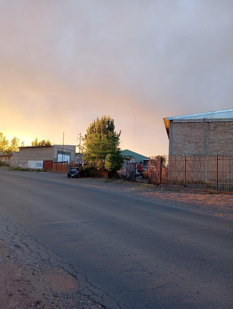 Galpon en Alquiler en Centenario, USD 3.500