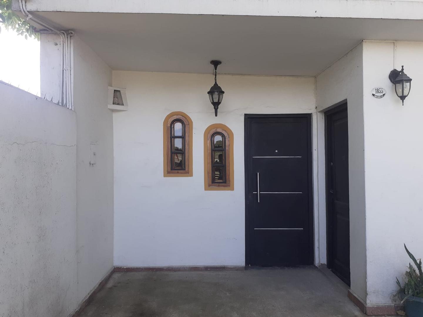 Santa Maria De Oro 1800 , Piso 1