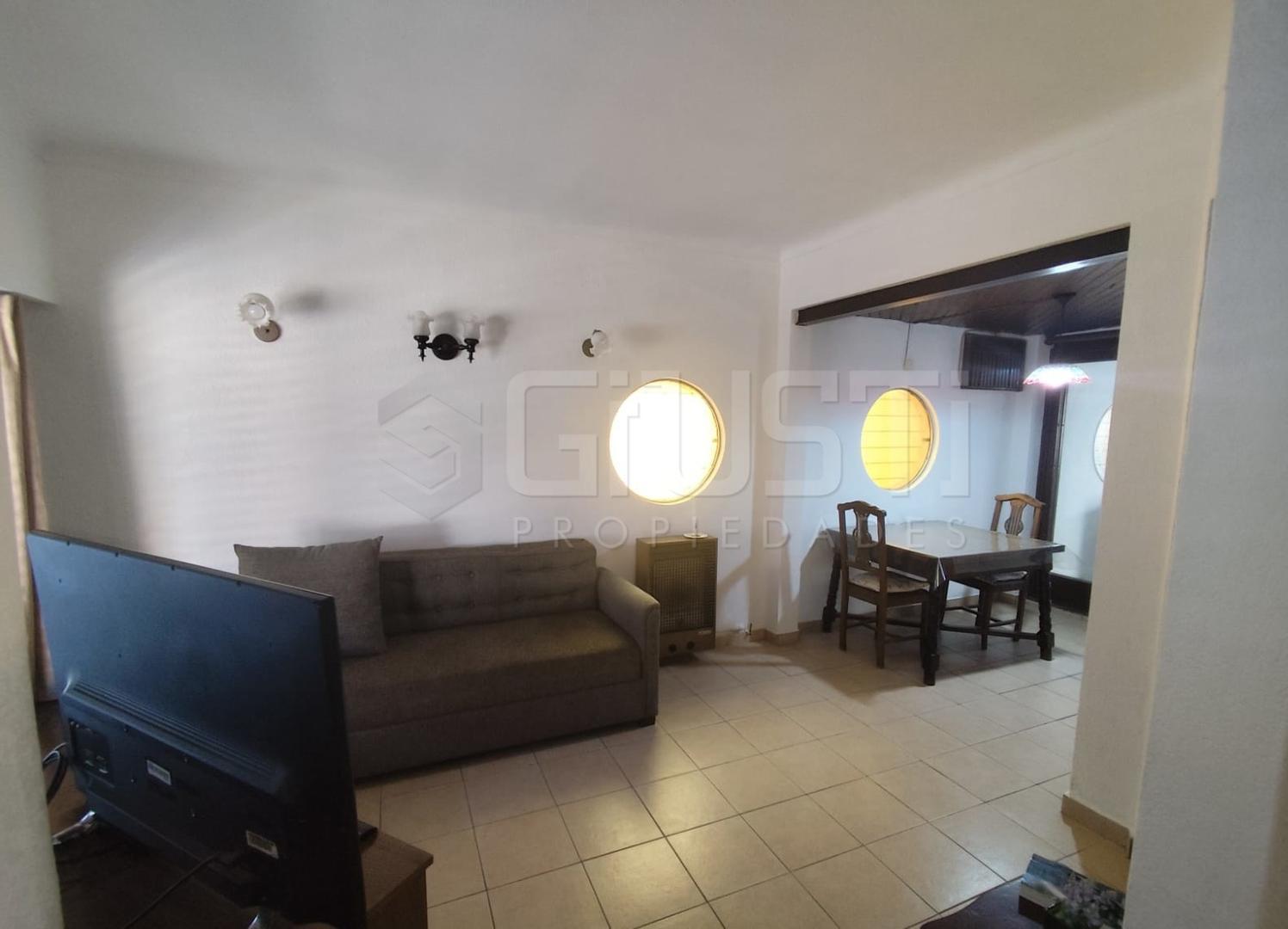 Casa en Venta en Castelar Sur, USD 160.000