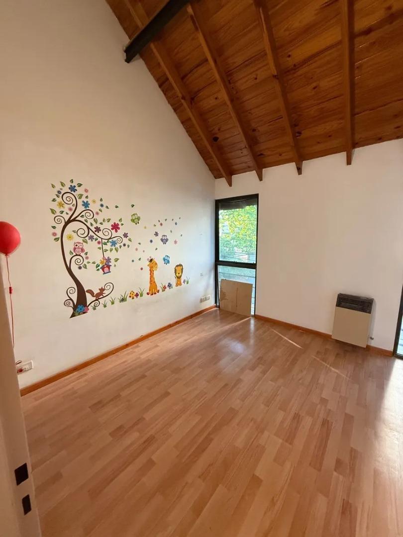 Depto Tipo Casa en Alquiler en Villa Crespo, $ 1.800.000