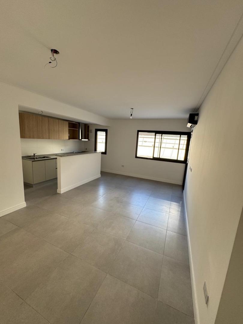 Departamento en Alquiler al Este