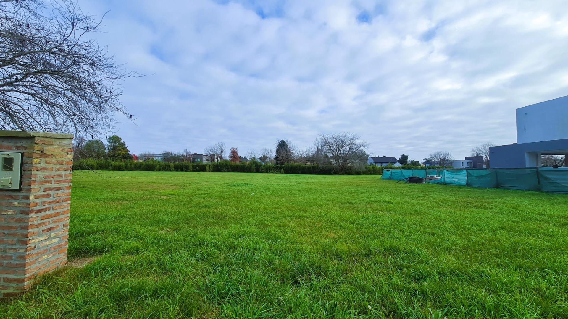 Venta lote interno en Village del Parque -Berazategui