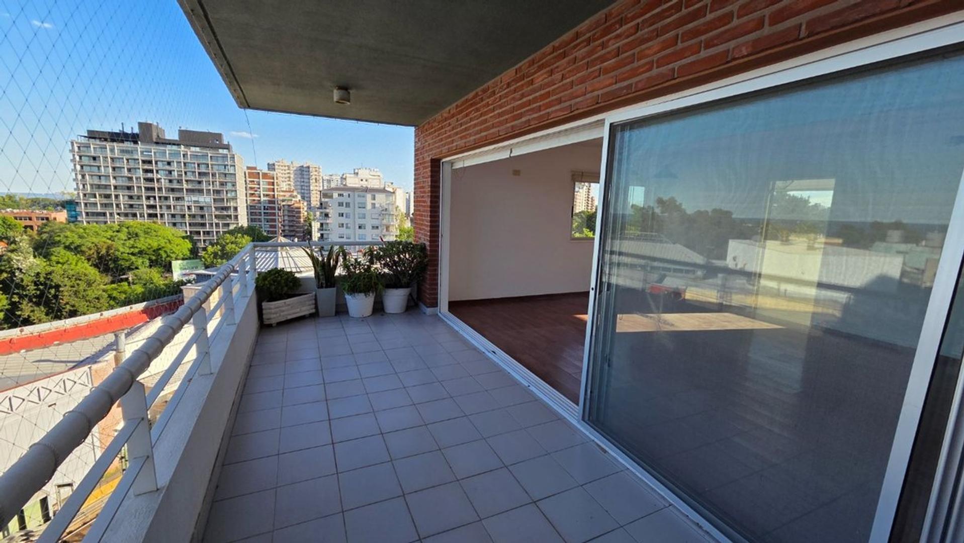 Departamento 3 ambientes con 2 baños