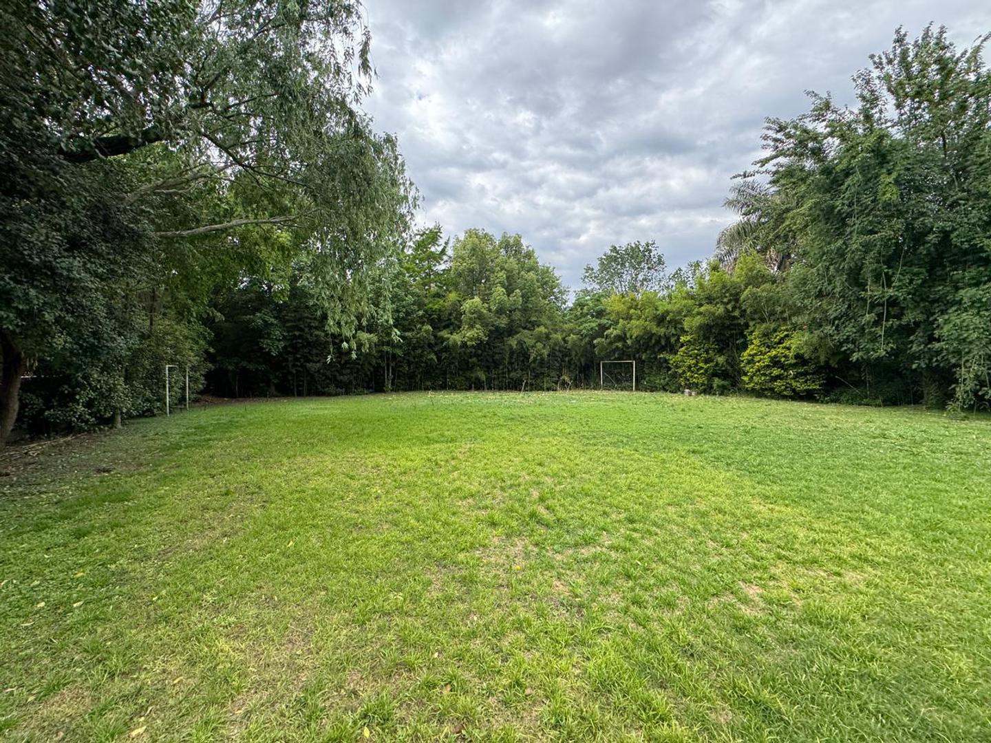 Casa 5 ambientes con 5 baños