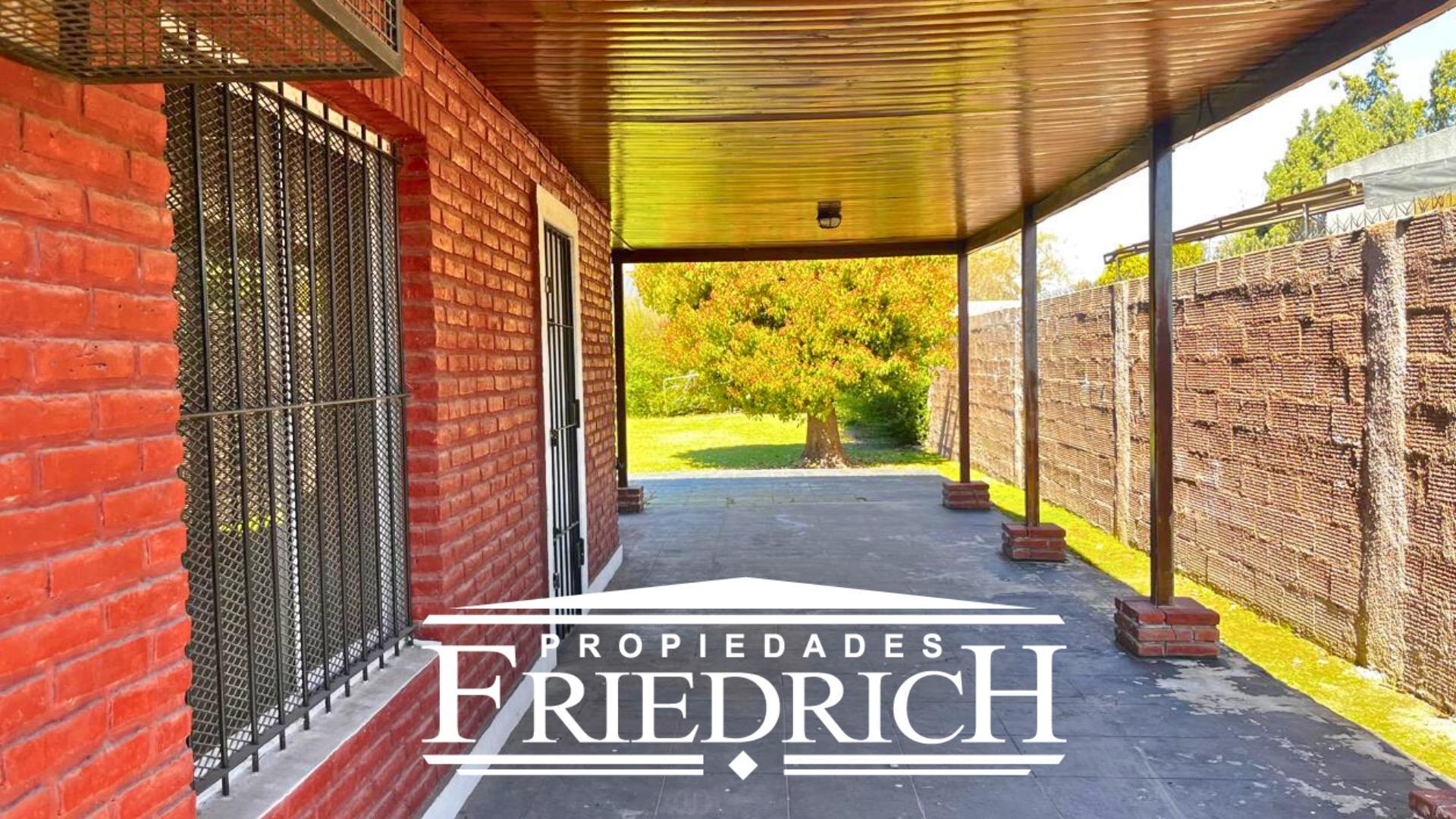 La Paz 900 Barrio Solares