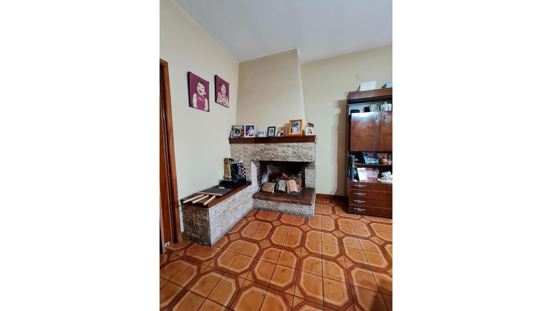 Casa - Mariano Acosta