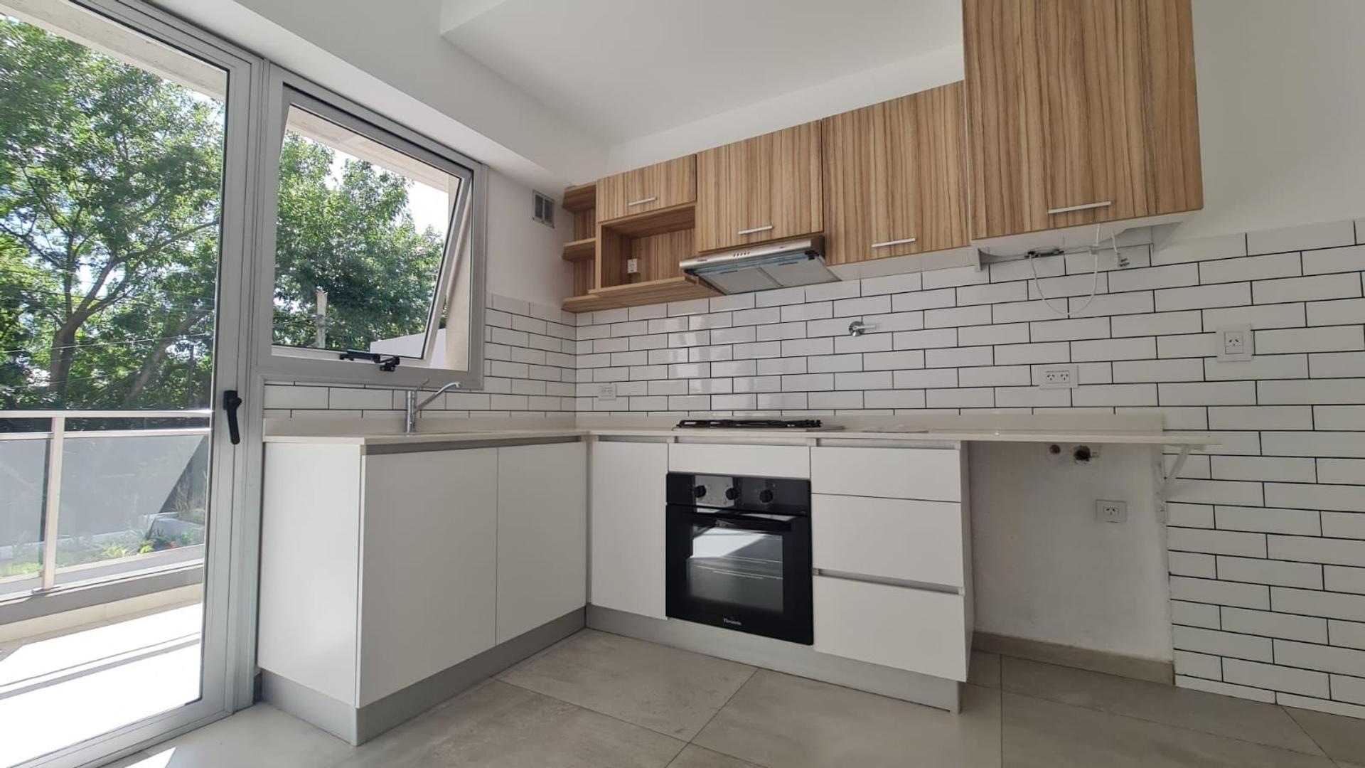 VENTA DEPARTAMENTO 2 AMB COCHERA OPCIONAL ED. TOWER .QUILMES