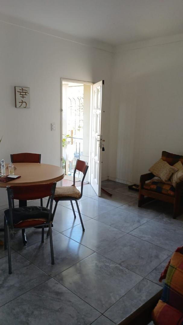 Ph tipo casa en venta de tres ambientes en Haedo Norte