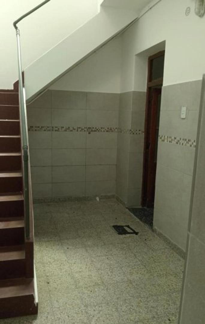 Depto Tipo Casa 2 ambientes con 1 baño