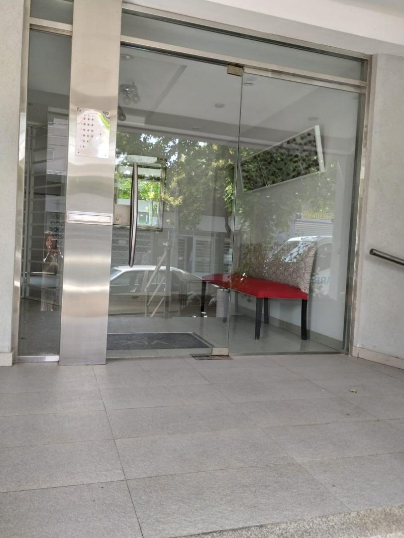 Hipolito Yrigoyen 700