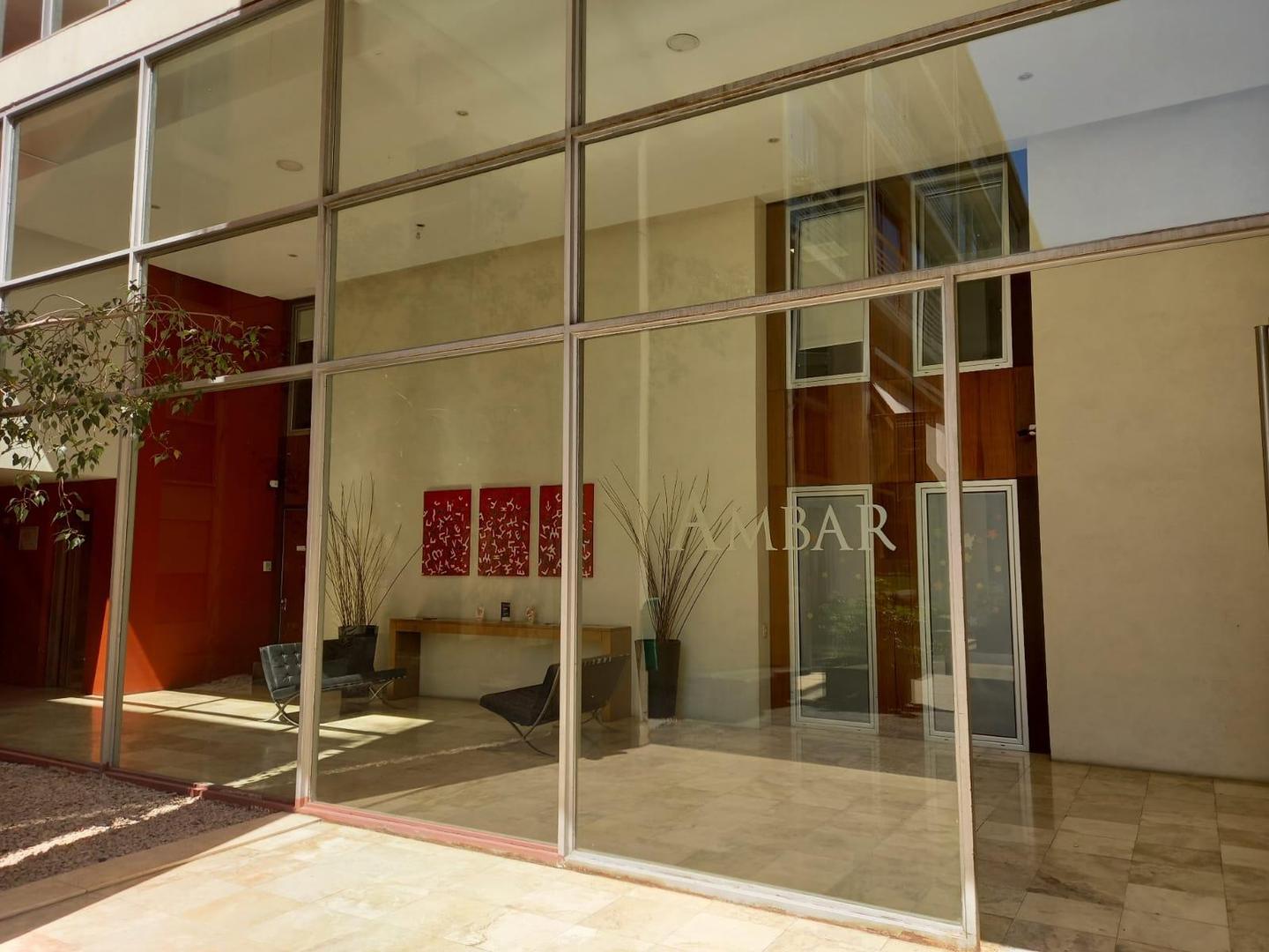 Valentin Gomez  al 800