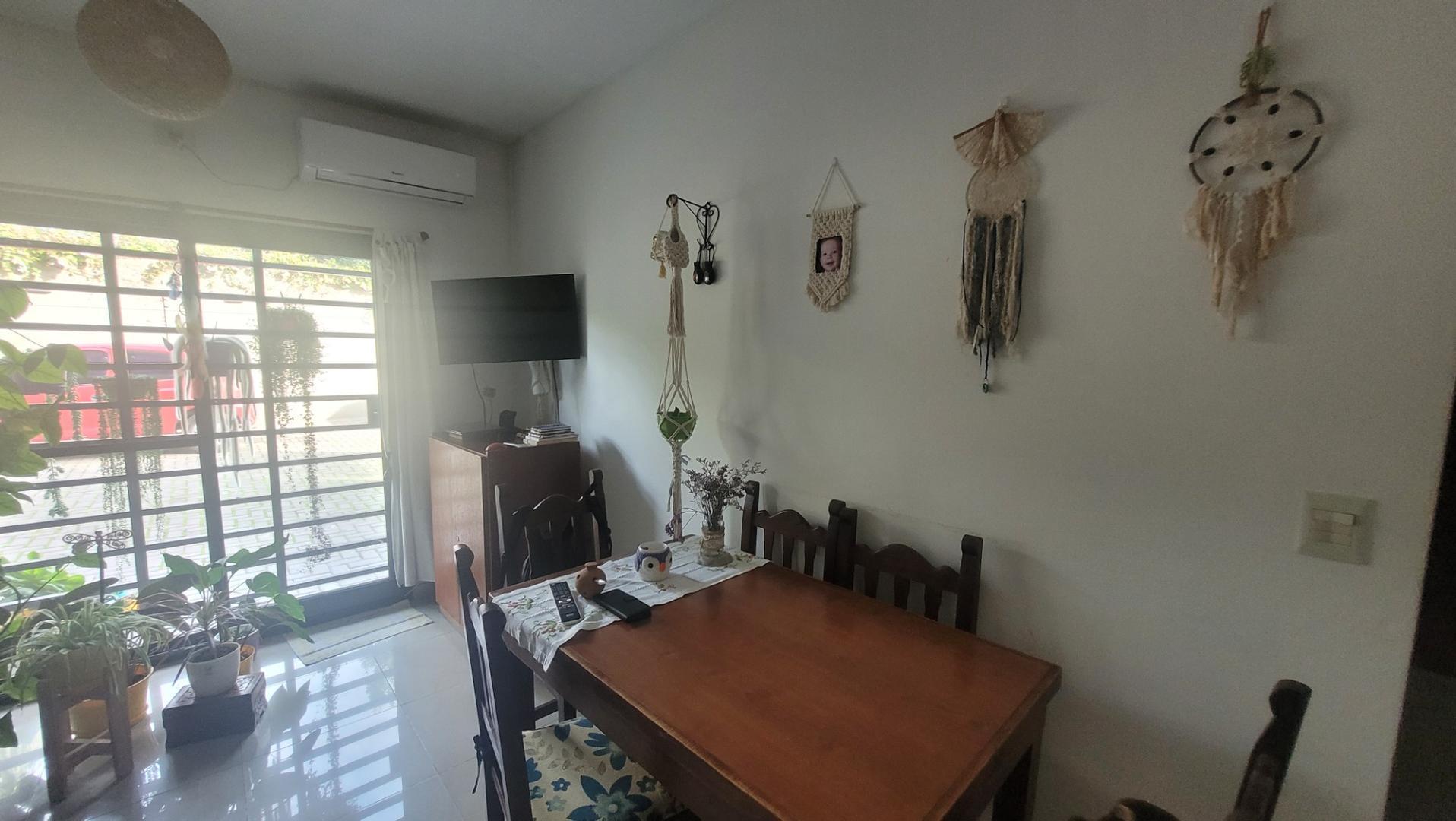 Jorge Newbery 300, Piso PB