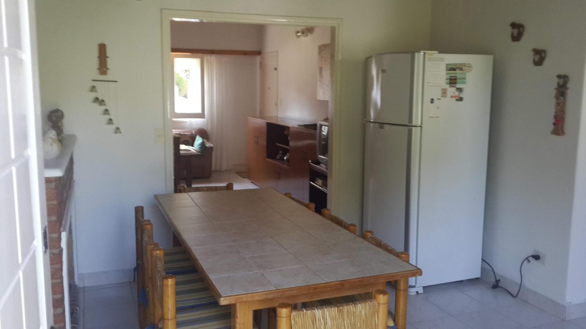 Casa en Alquiler Temporal con 1 cochera