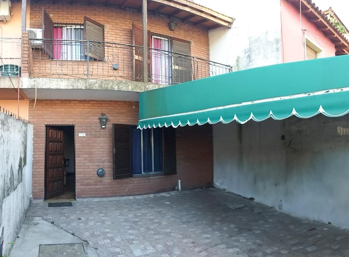 VENTA DUPLEX MERLO CENTRO