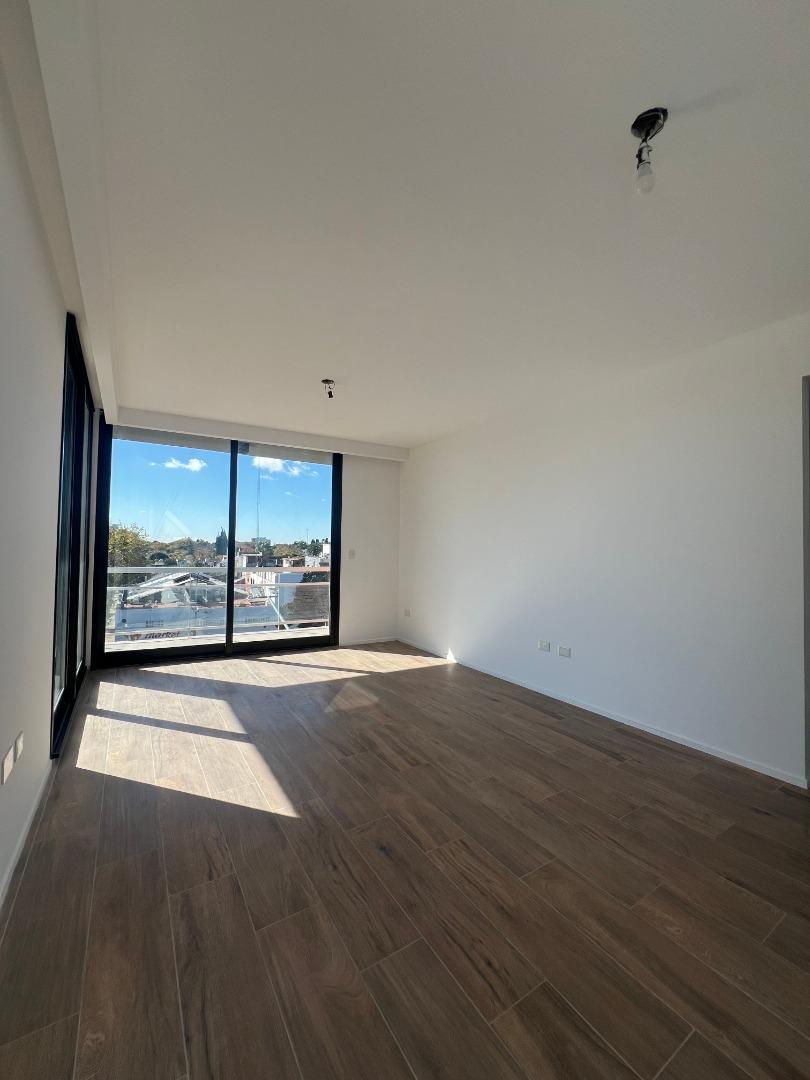 Departamento en Alquiler en Olivos, $ 1.900.000