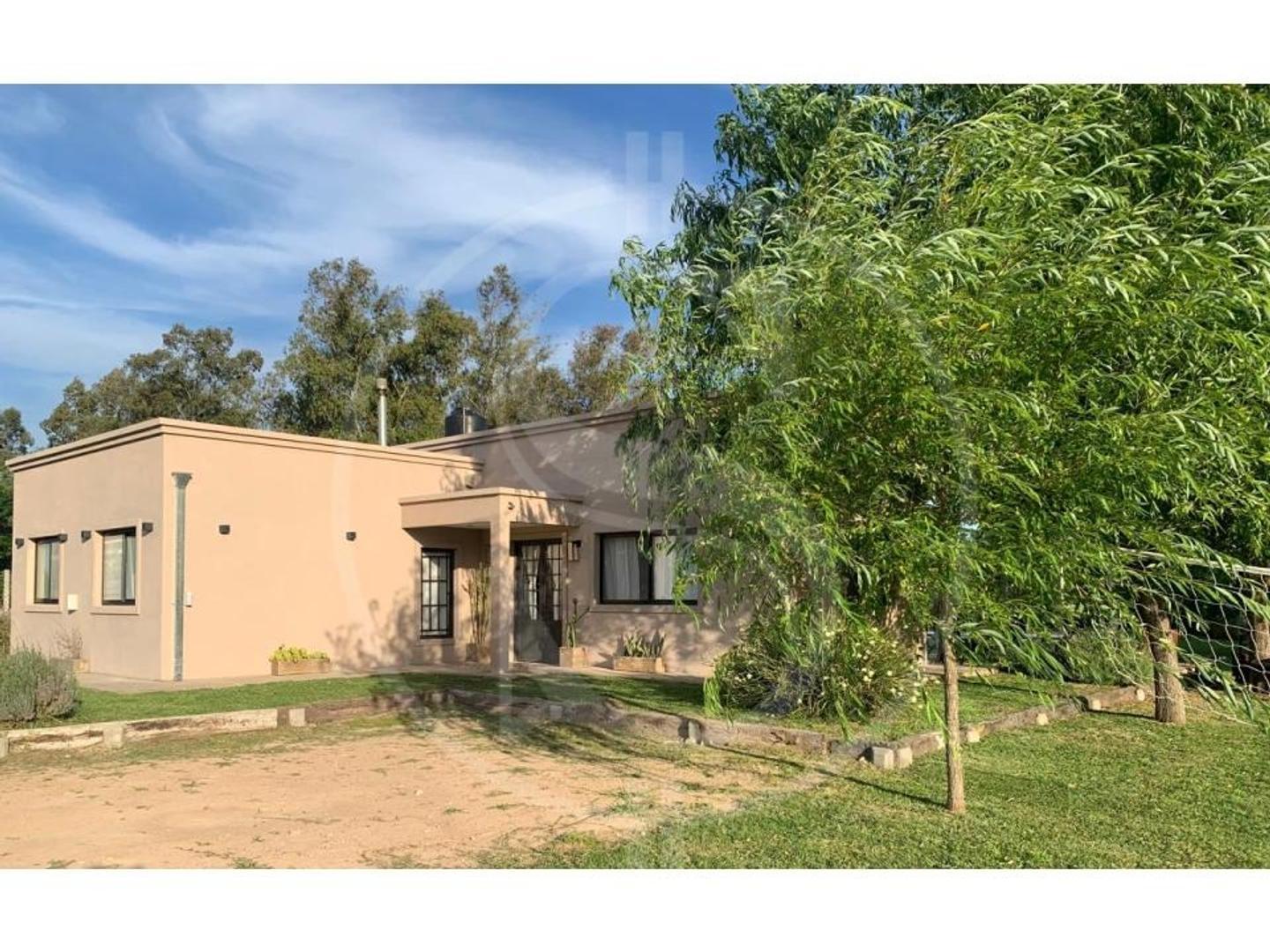 CASA QUINTA EN VENTA BARRIO SAKURA 3 CON PILETA