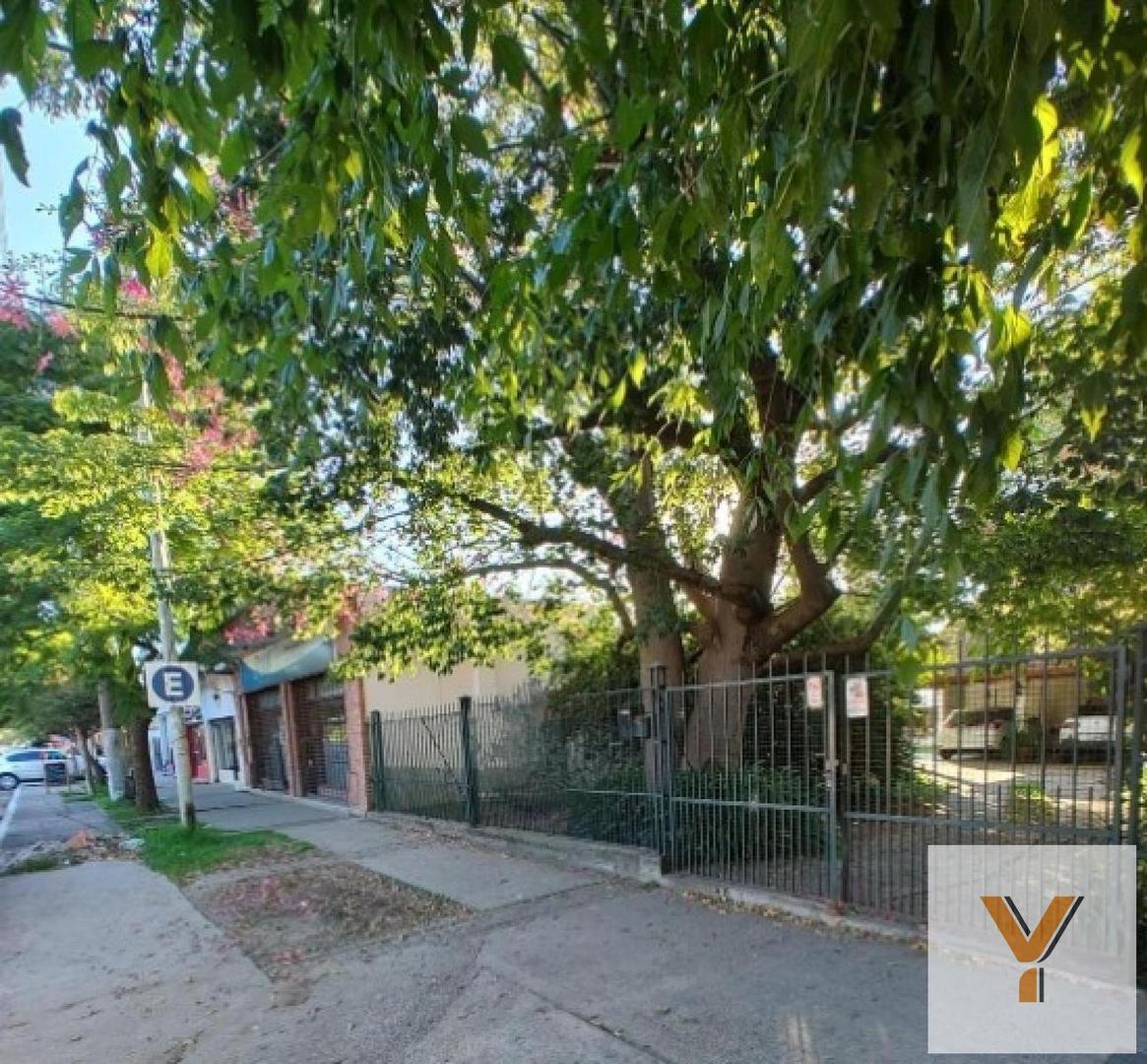 Casa en venta - 3 Dormitorios 1 Baño - Berazategui