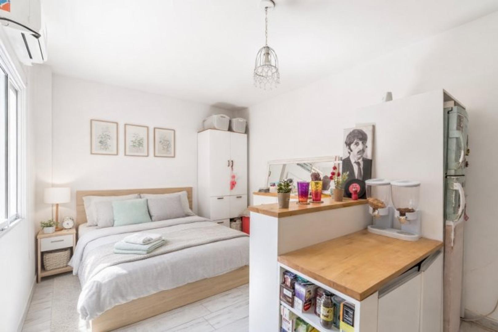 Blanco Encalada 2100 , Piso 4