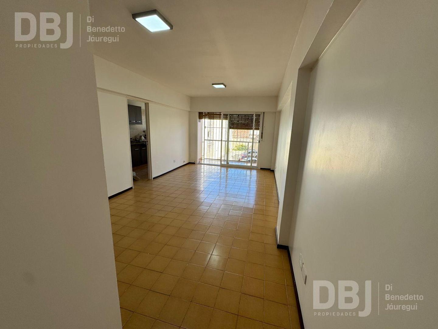 (DBJ-759) ALBERTI 900 - COCHERA INCLUIDA