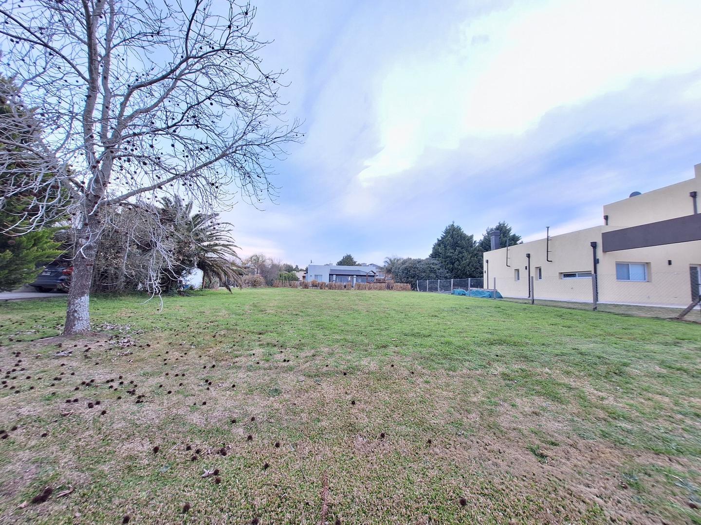 Barrio Cardales Village