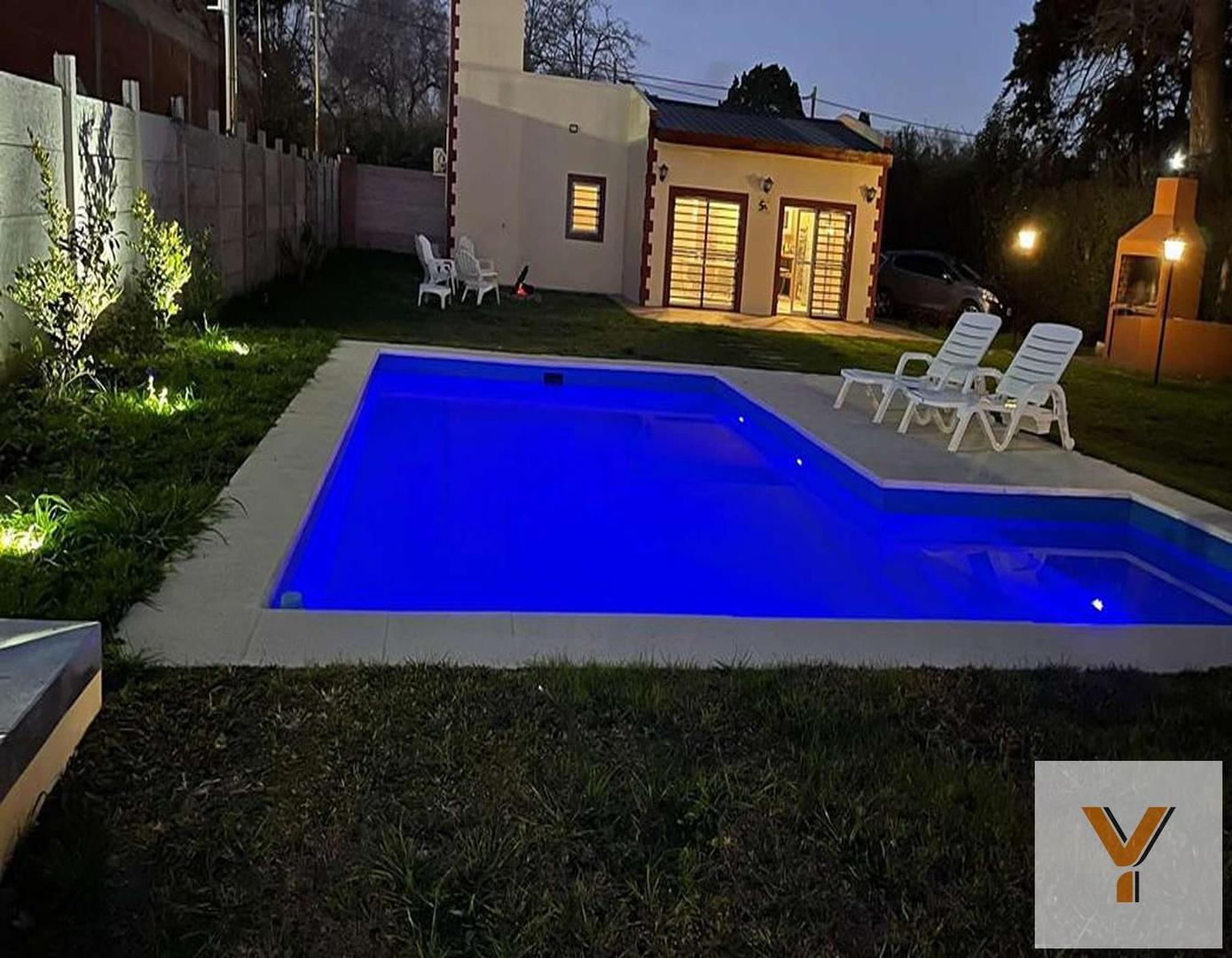 Casa en Venta con 5 cocheras